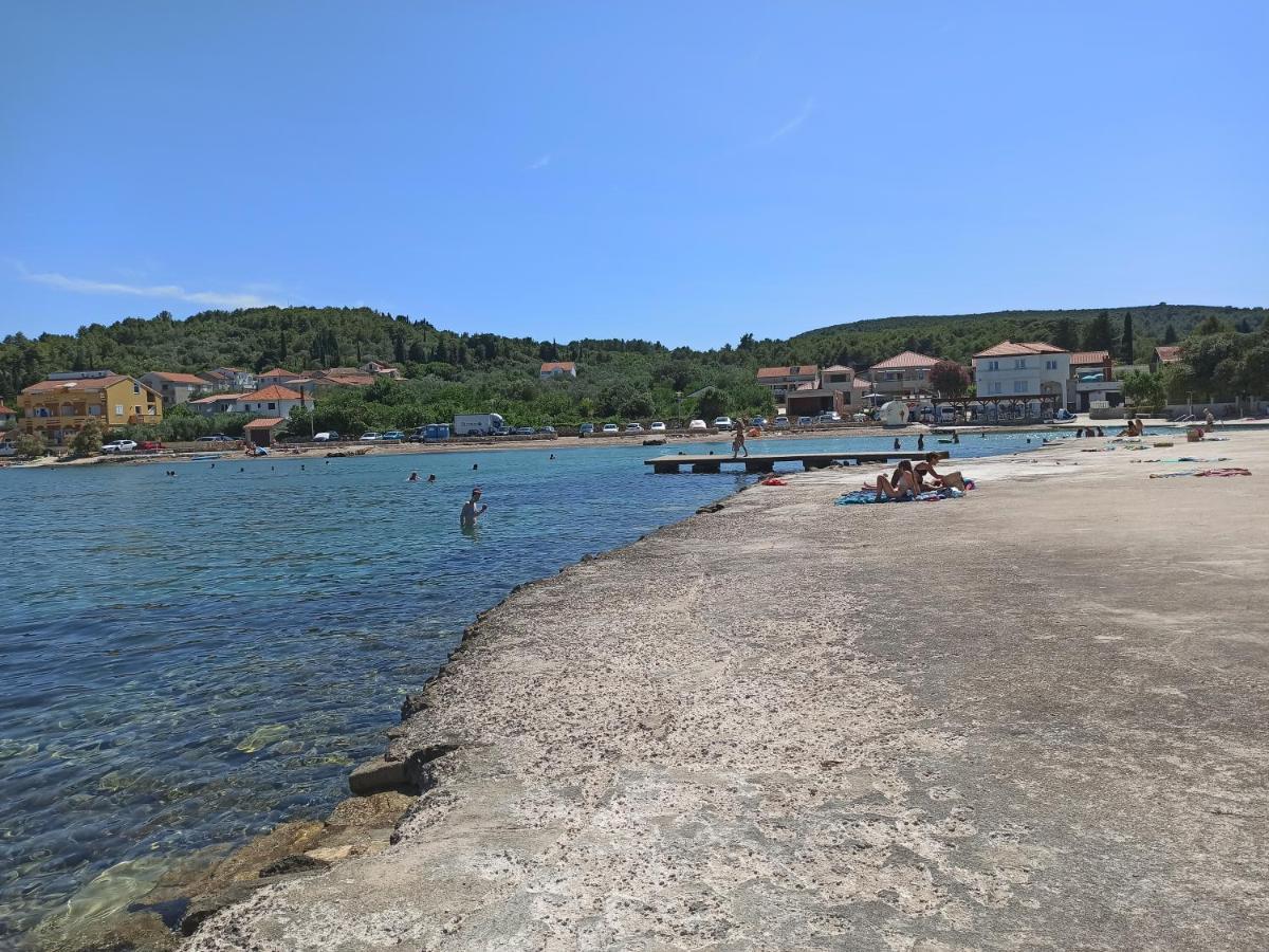 Apartments Kornati Zdrelac Exterior photo